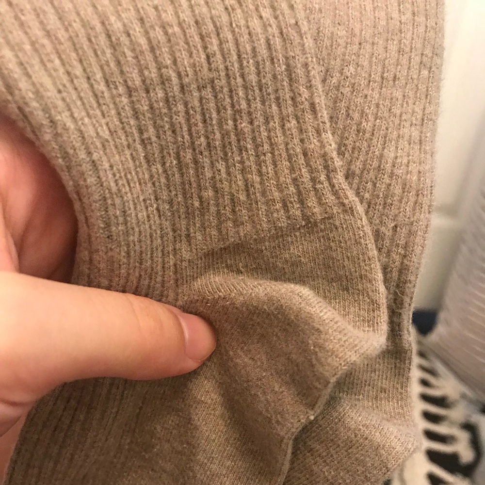 Sold🌷 - Picture 3 of 4